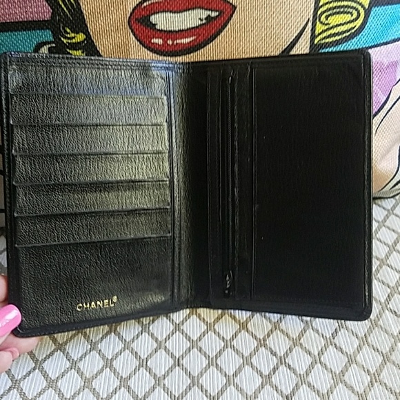 Authentic Chanel wallet - Picture 4 of 8